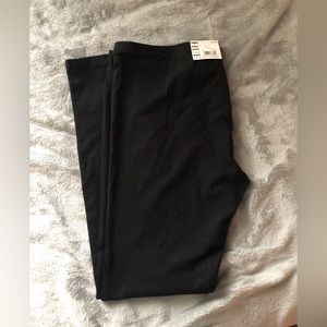 NWT Hue Leggings